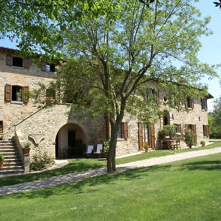 Nice With Pool And Beautiful Garden Nyaraló *